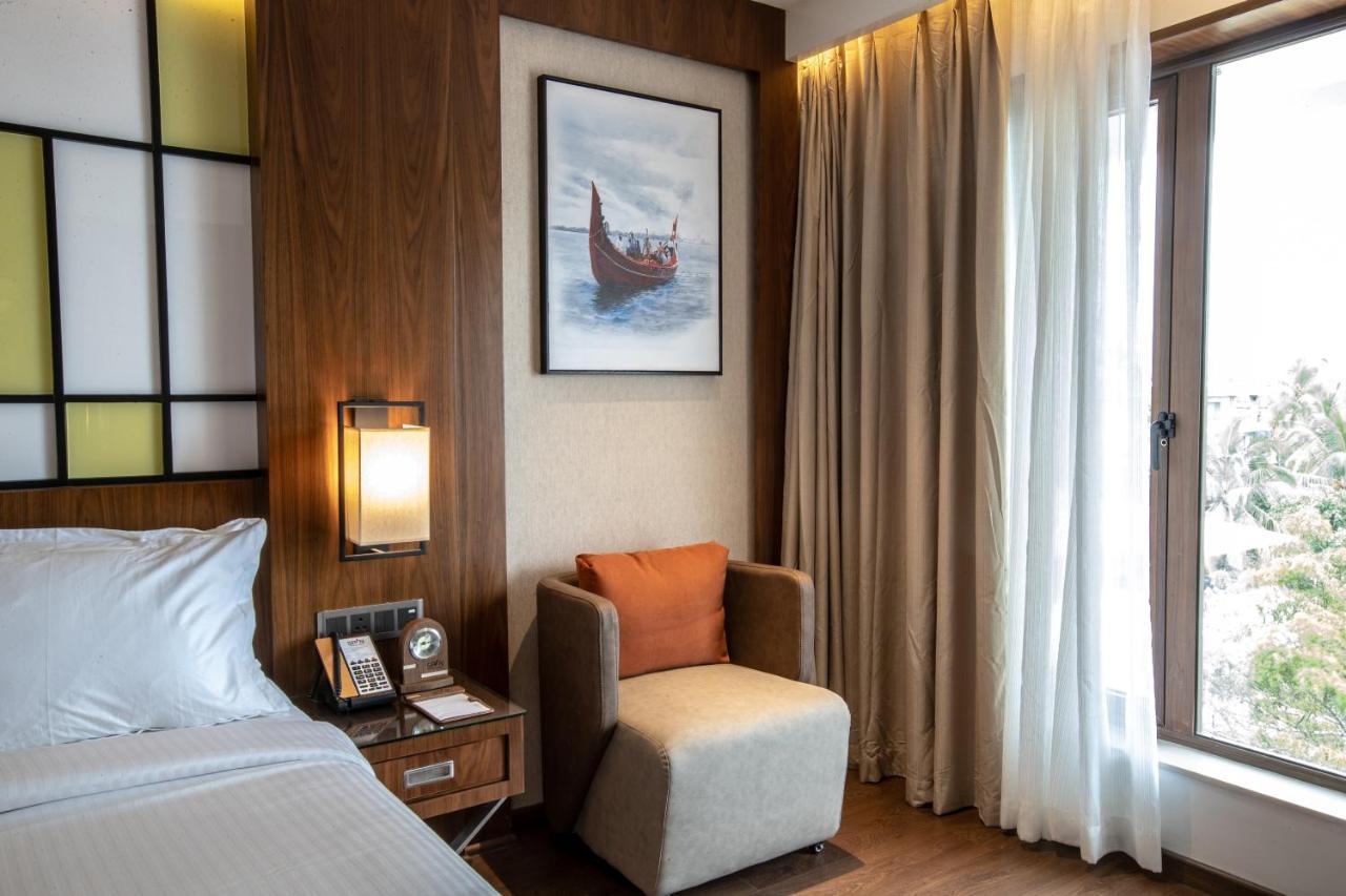 Hotel Span International Kochi Extérieur photo