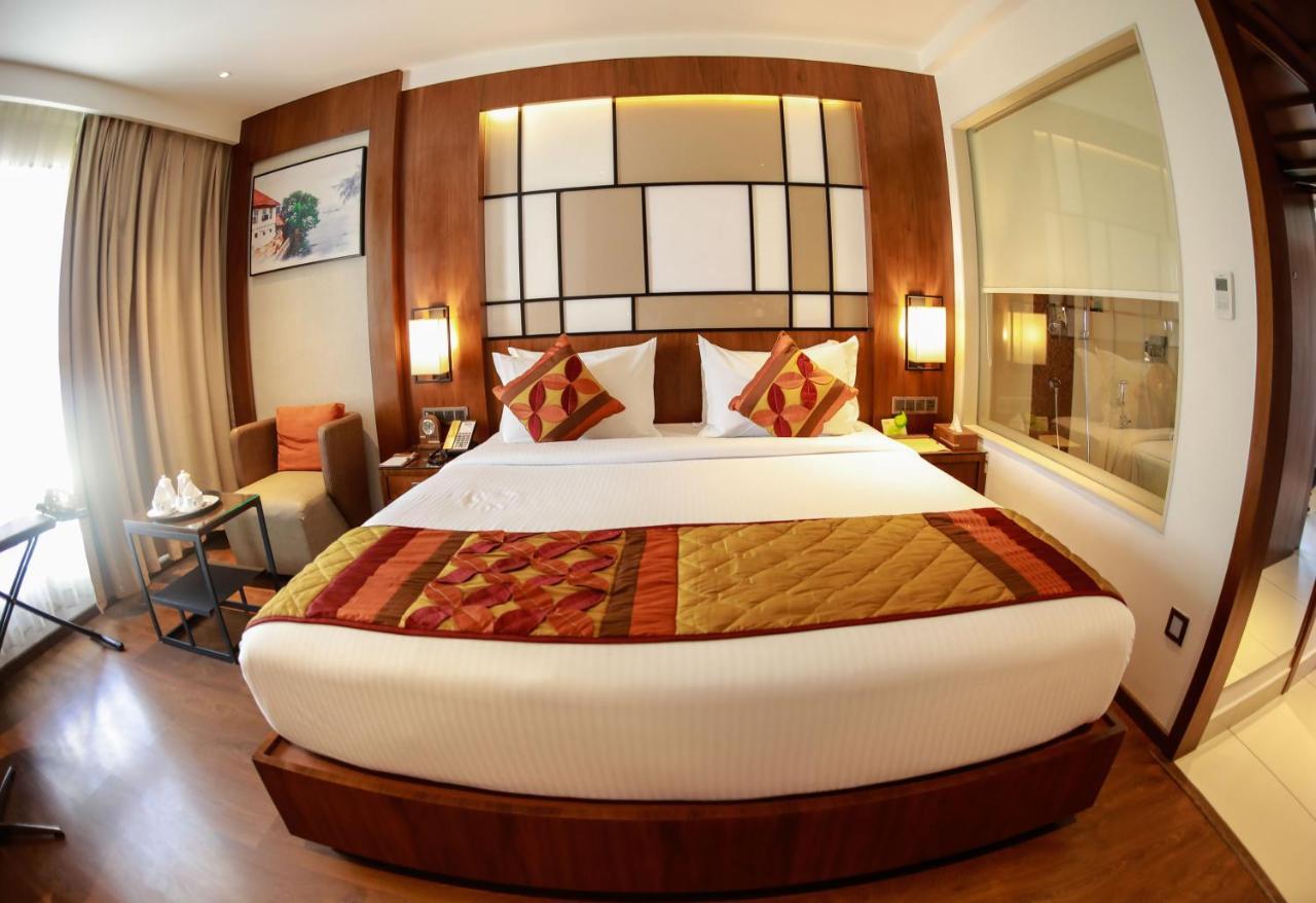 Hotel Span International Kochi Extérieur photo