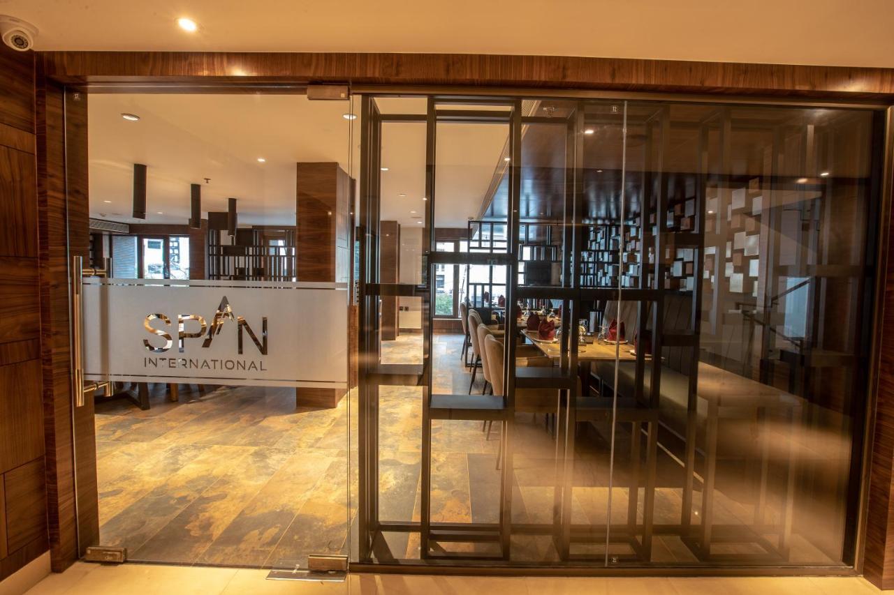 Hotel Span International Kochi Extérieur photo